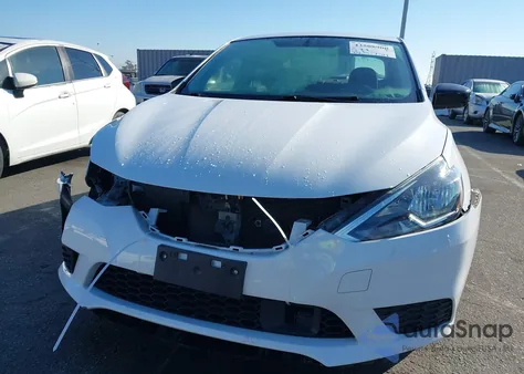 2018 Nissan Sentra S z USA, uszkodzony, nr VIN 3N1AB7AP0JY297851